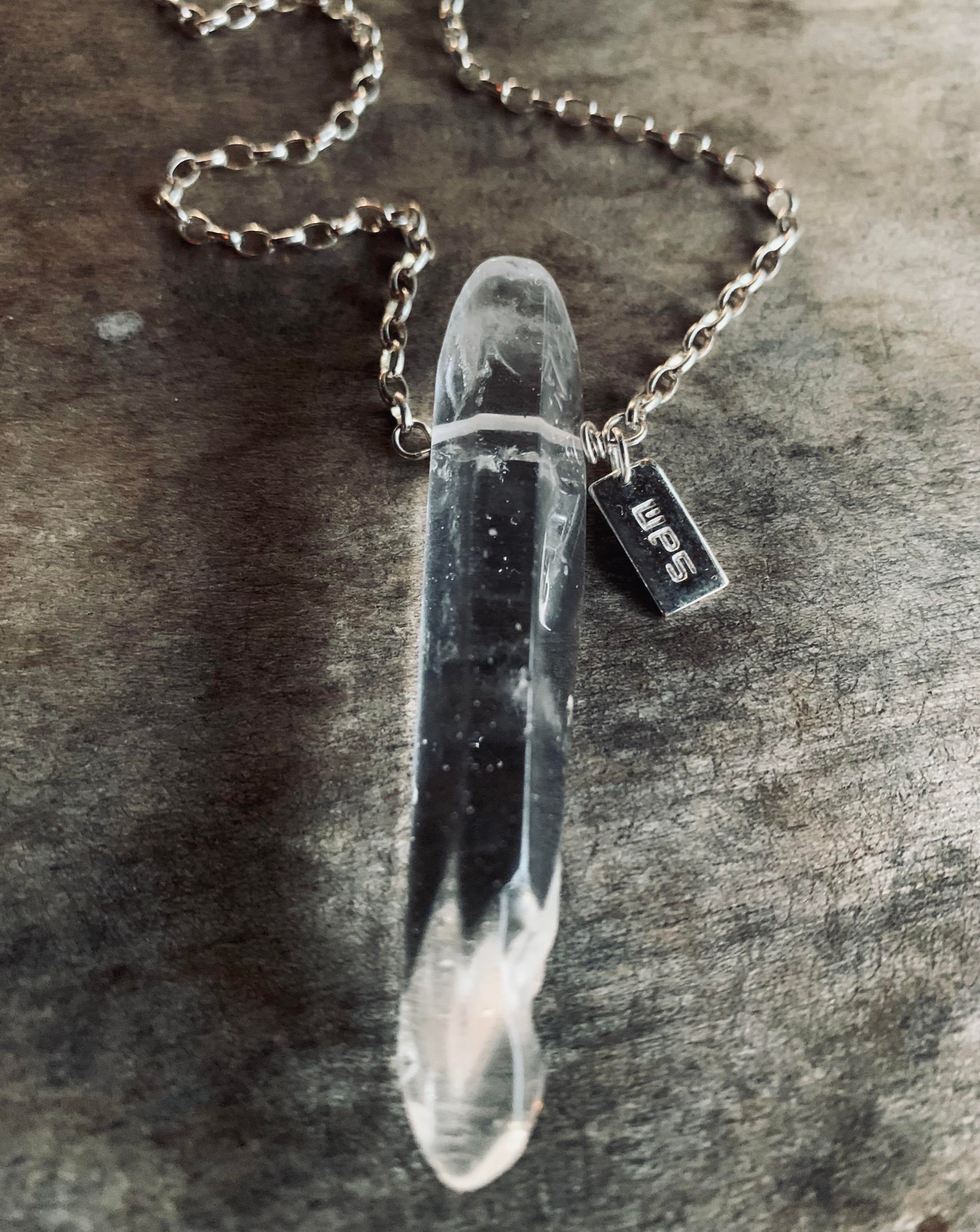 Raw hot sale quartz necklace